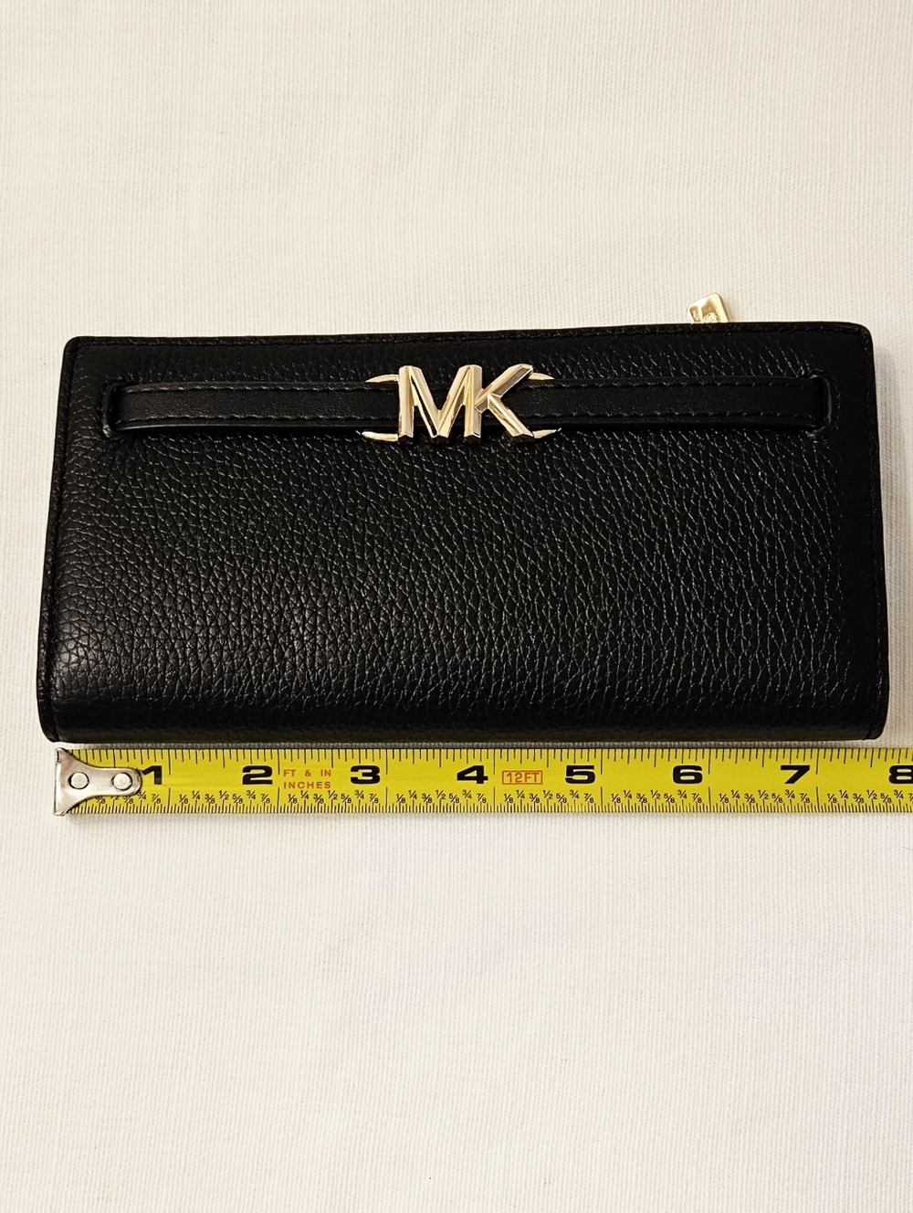 Michael Kors Black Leather Wallet with Gold MK Emblem - Picture 4 of 7